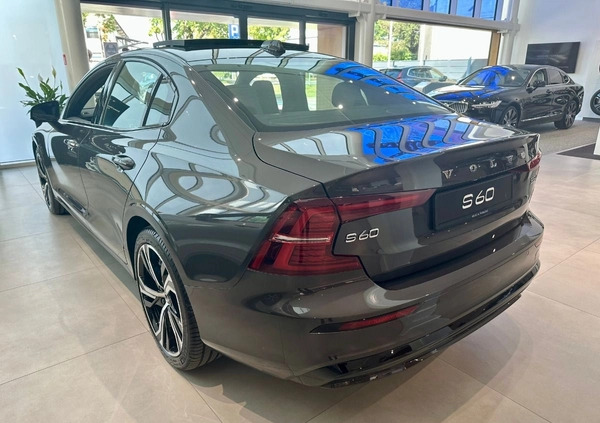 Volvo S60 cena 248500 przebieg: 5, rok produkcji 2024 z Szczecin małe 37